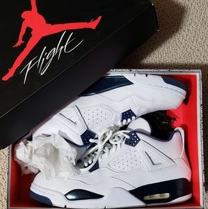 Jordan 4 Columbia